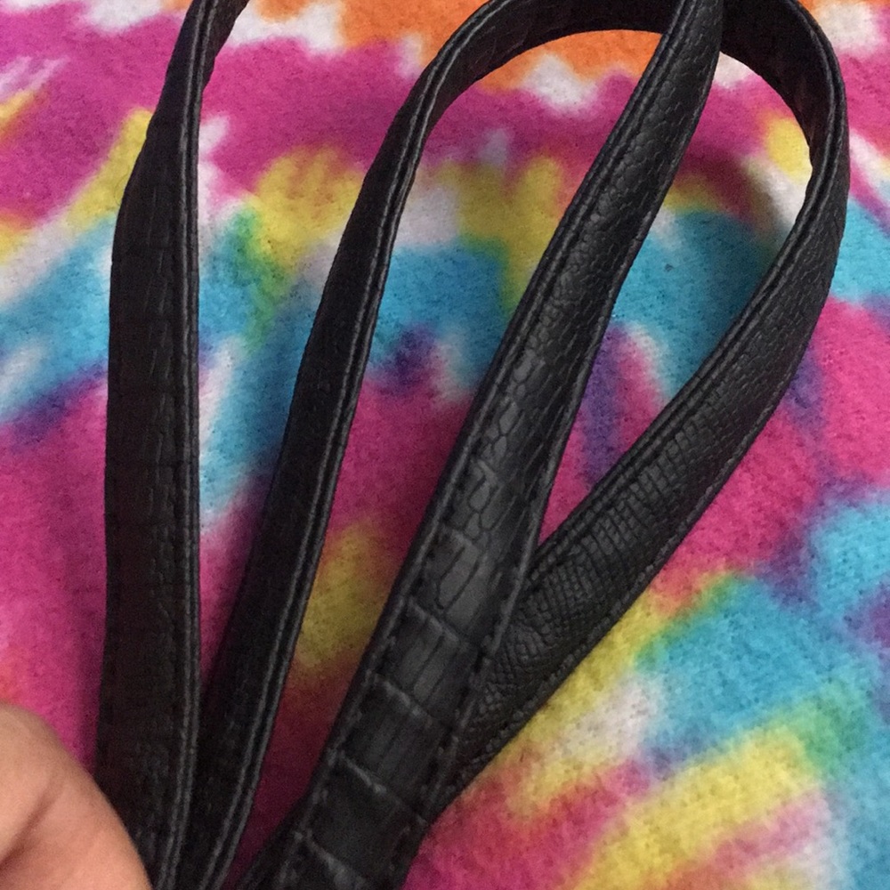 NWOT Versatile Black Bag - Picture 7 of 8